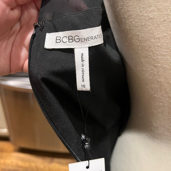 NWT BCBGeneration Women's Halter Cold Shoulder Ruffle Sz 10 Black Holiday Dress - Picture 5 of 7